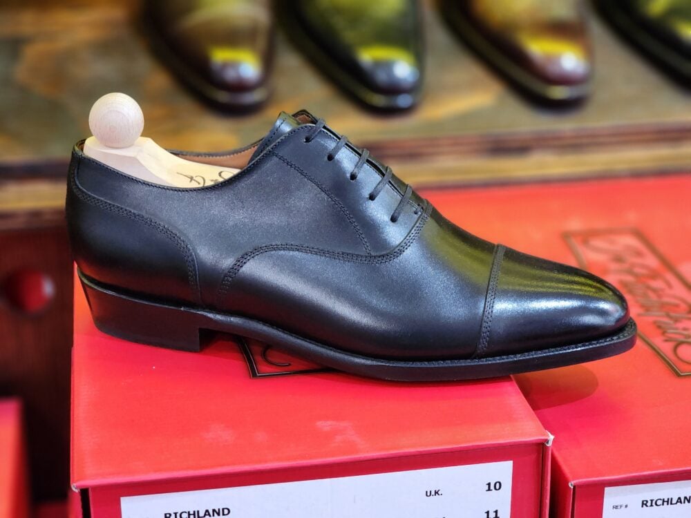 Balmorals vs Oxfords