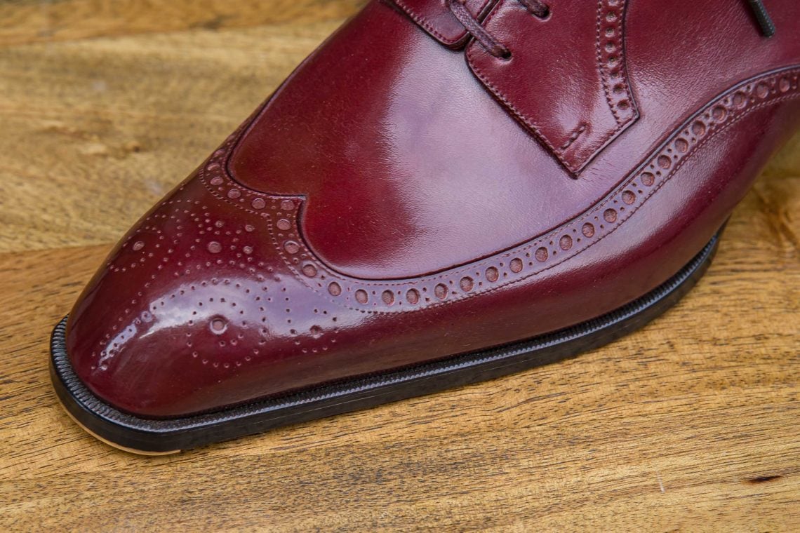 Fine sole stitching with superb welt finishing.