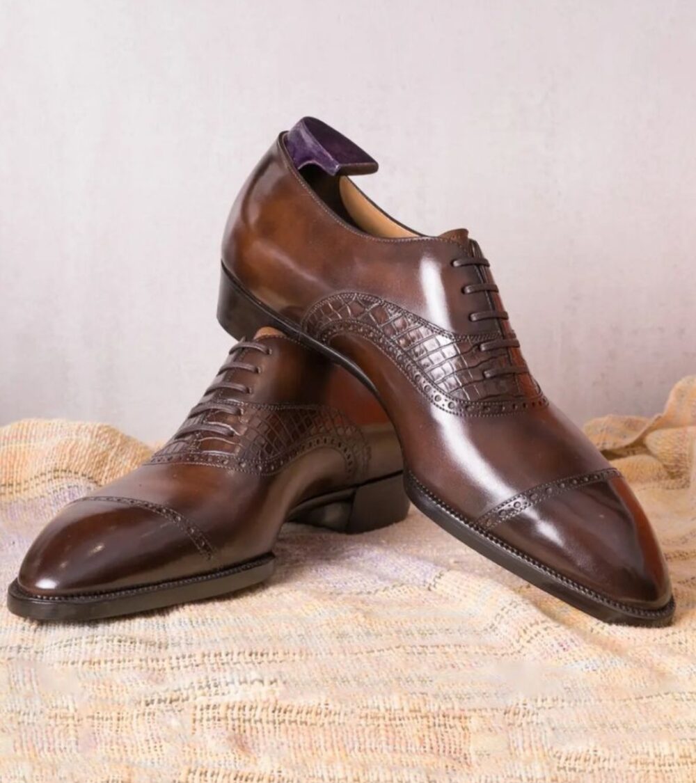 Shoe Brand Acme Shoemaker